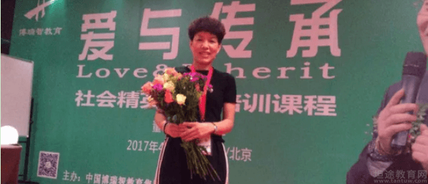 爱游戏体育